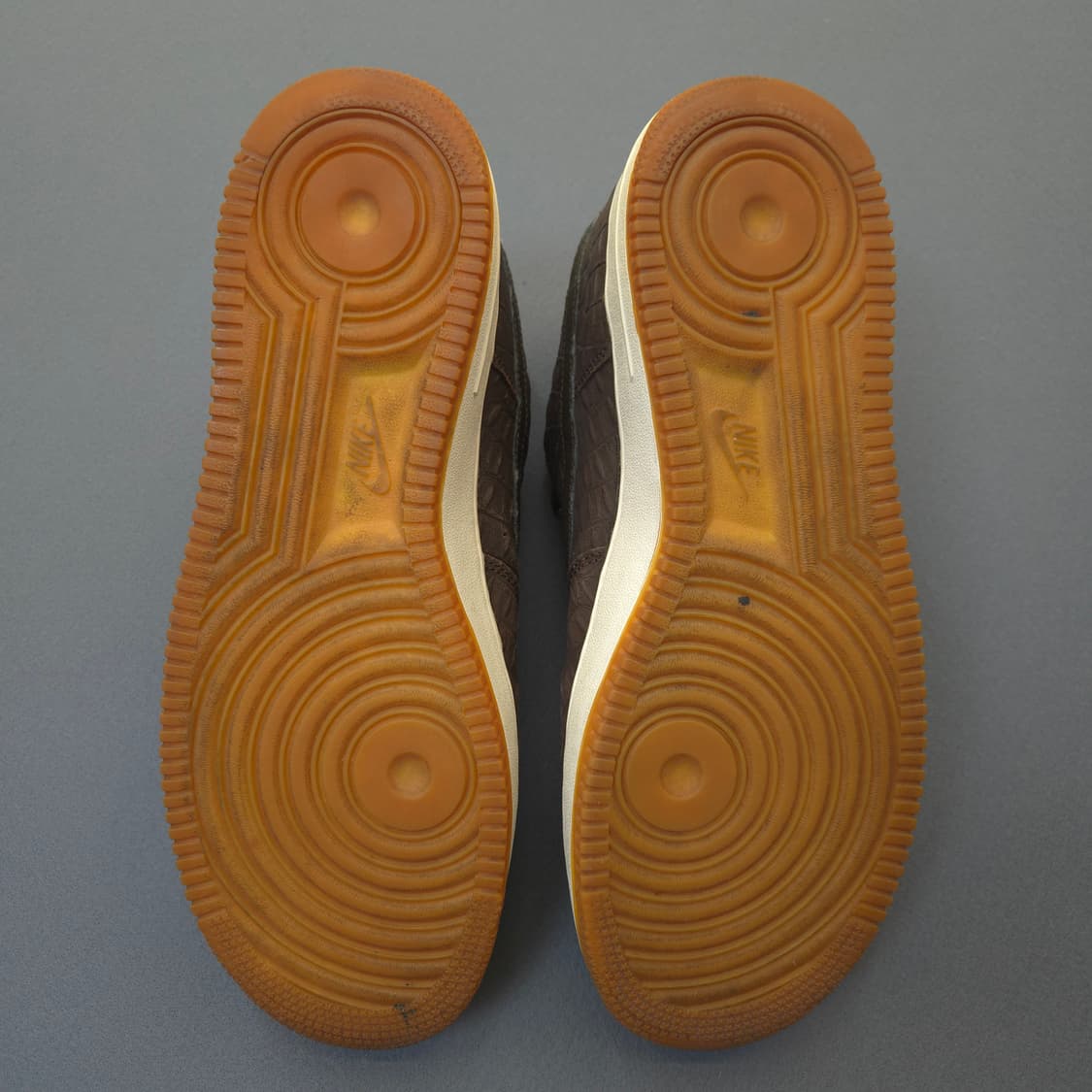 나이키 에어포스1 크로크 브라운 상품이미지4