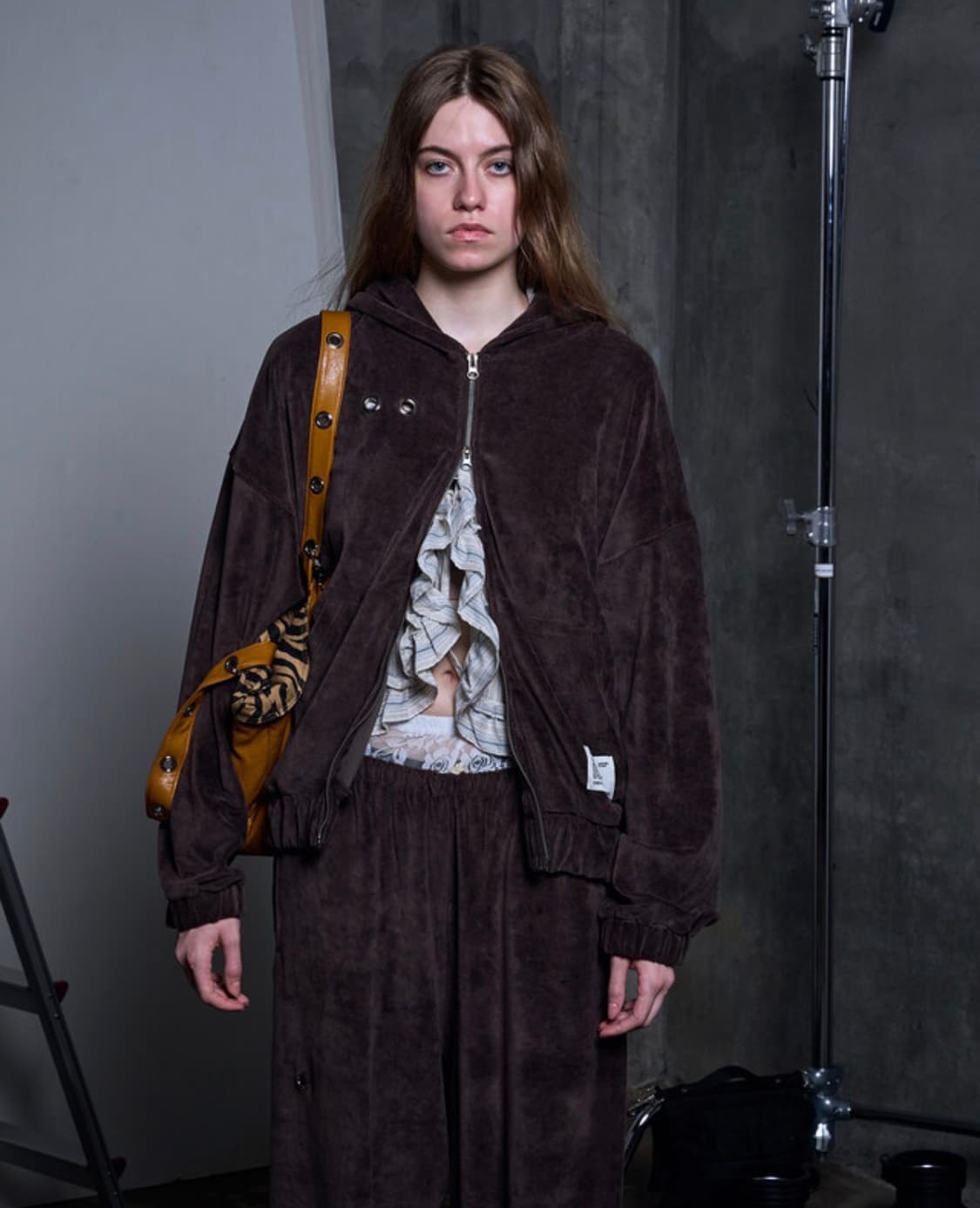 뎁크 벨루어 후드집업 상품이미지2