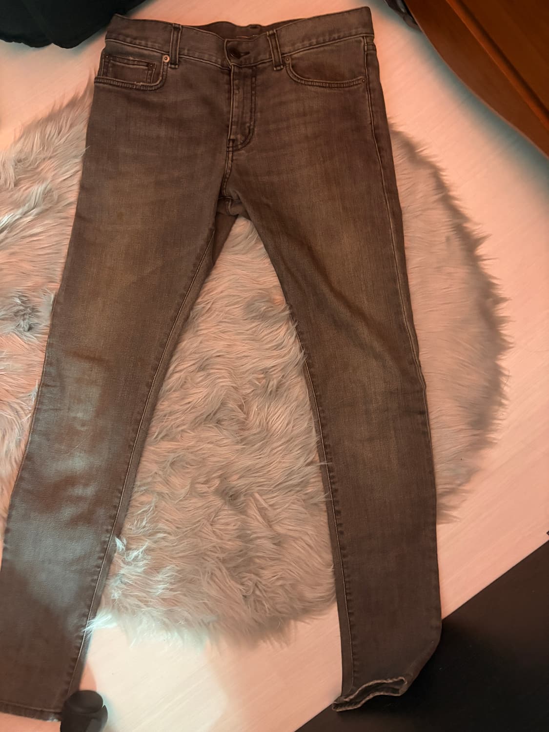 생로랑 에디슬리먼 블랙진 상품이미지1