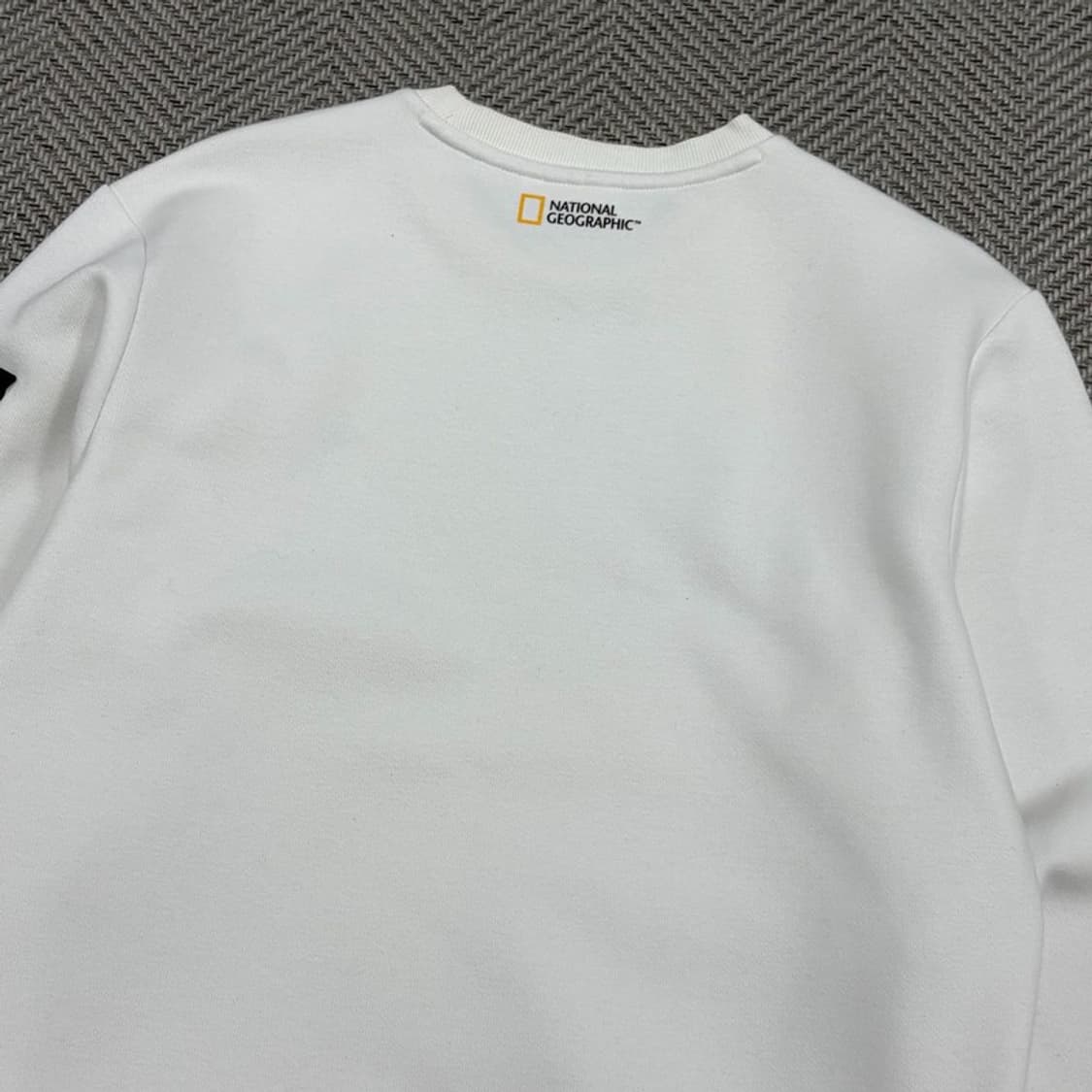 내셔널지오그래픽 와펜 맨투맨 v3057 상품이미지4