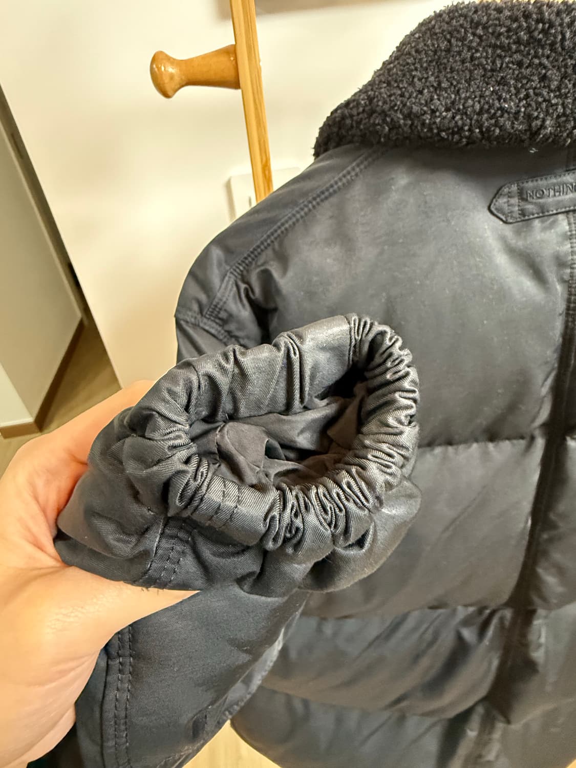 낫띵리튼 패딩코트 Botti down half jacket (Black) 상품이미지7