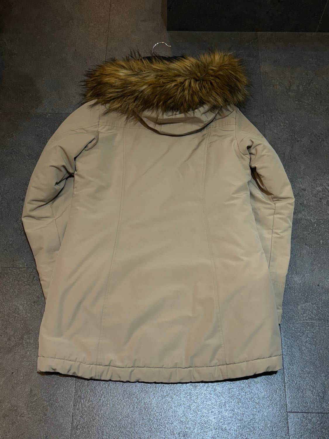 노스페이스 여성 패딩 85사이즈 상품이미지3