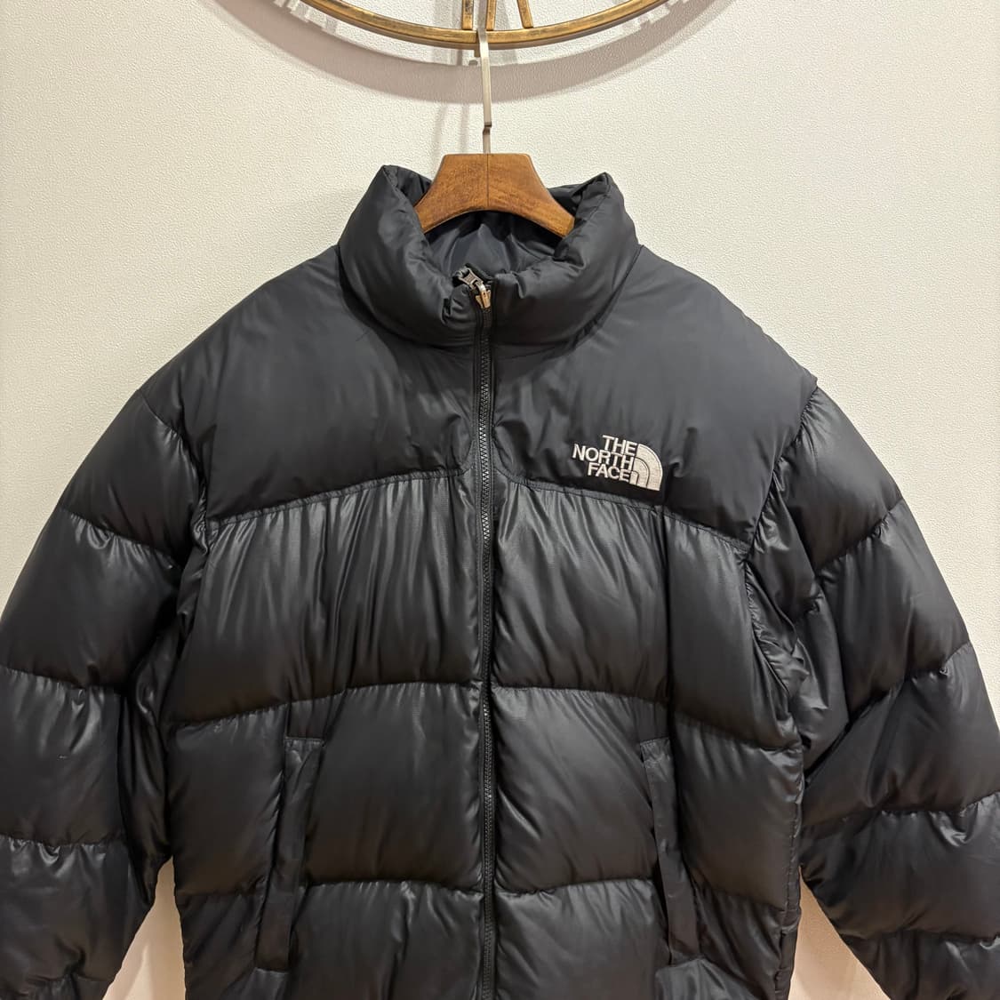 해외판 정품 노스페이스 눕시 700 패딩 블랙 L 상품이미지2