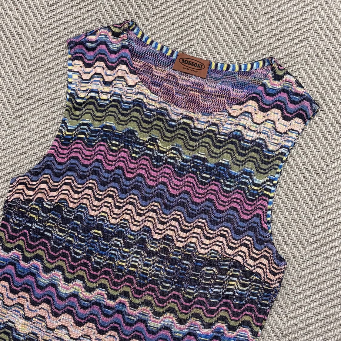 미쏘니 지그재그 패턴 탑 v1011 상품이미지3