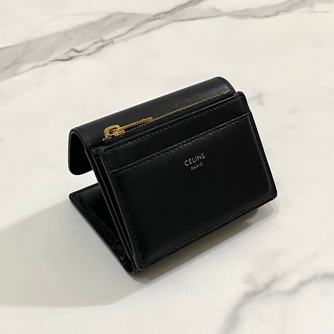 셀린느 컴팩트 월렛 코인 트리옹프 샤이니 카프스킨 여성 반지갑 블랙 정품 상품이미지9