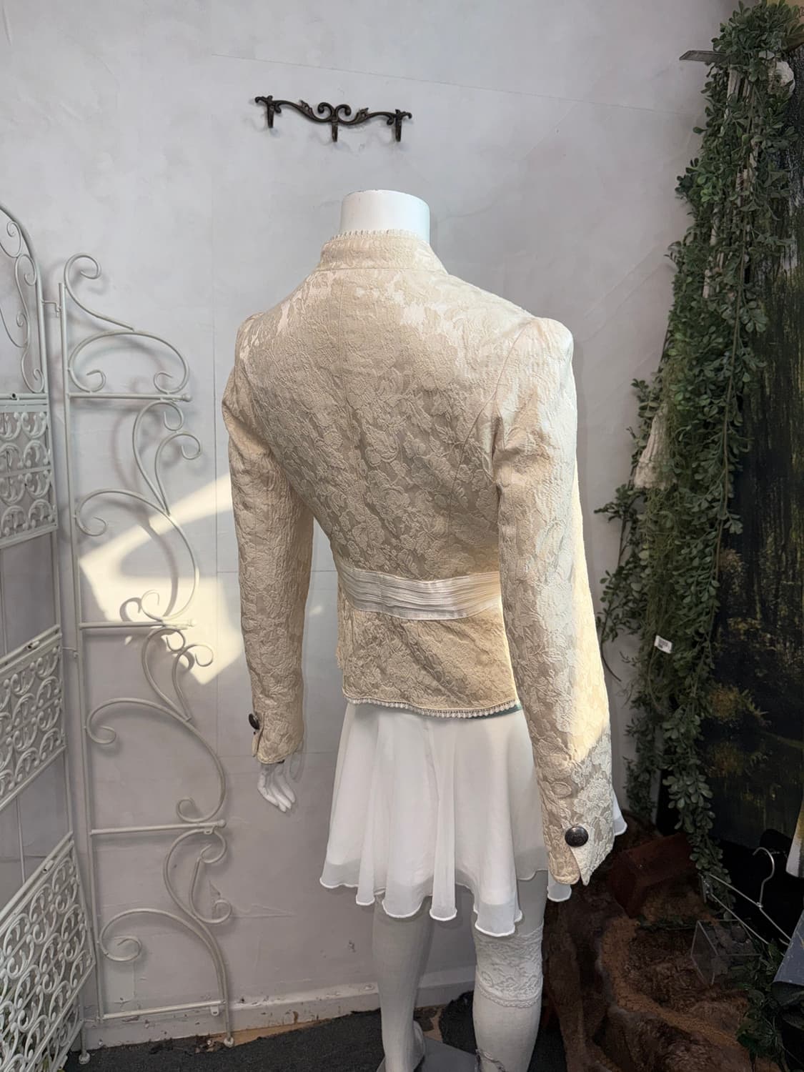 Ivory oriental jacquard floral button jk 상품이미지5