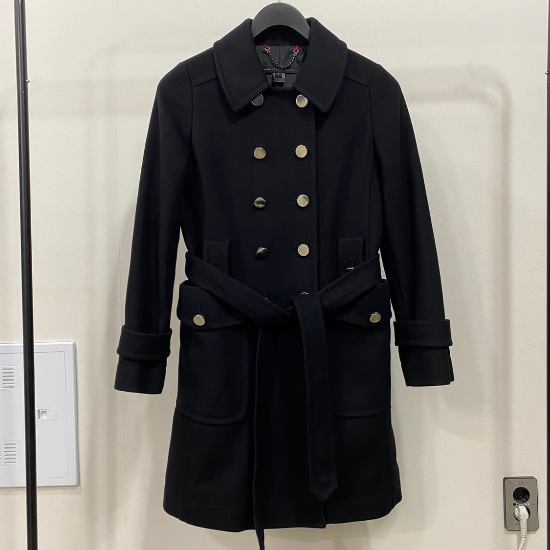 마크제이콥스 은장 더블 벨티드 버진 울 코트 블랙 상품이미지1