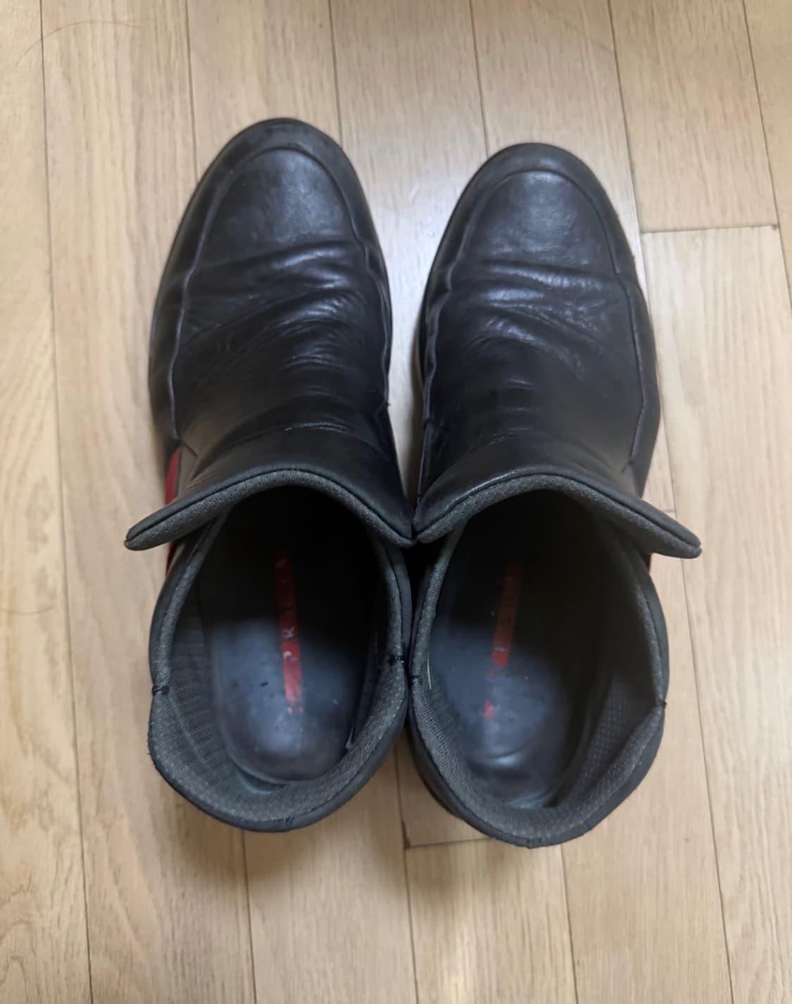 프라다 스포츠 90‘s 레더 라운드토 부츠 285사이즈 상품이미지3