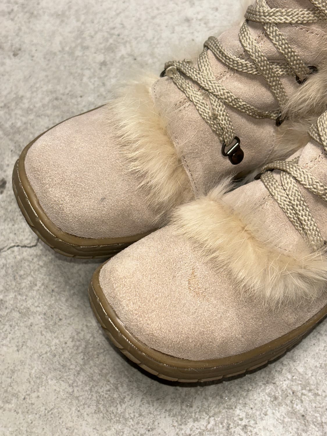 베어파우 스웨이드 퍼부츠 상품이미지9