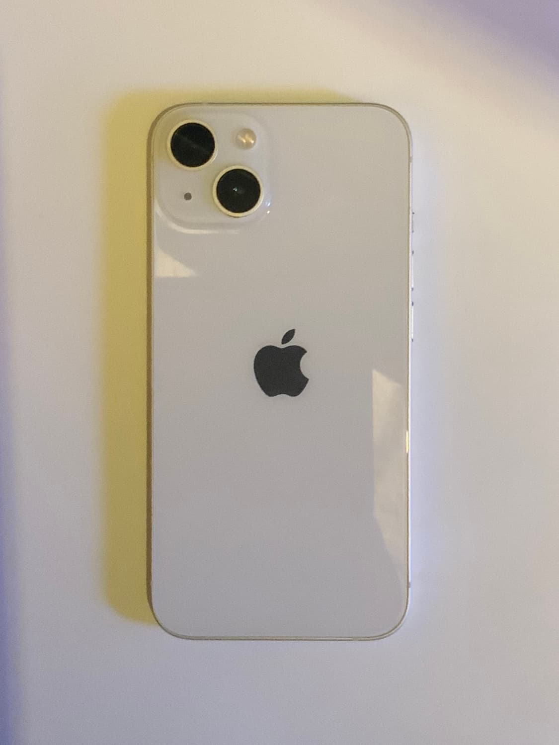 아이폰 13 화이트 128기가 배터리 효율 88% 상품이미지1