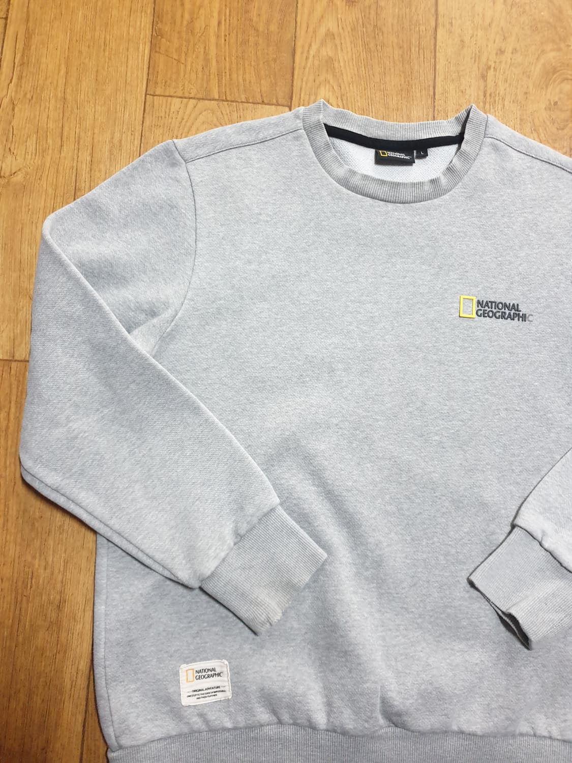 1120 내셔널지오그래픽 긴팔티 100 사이즈입니다 상품이미지4