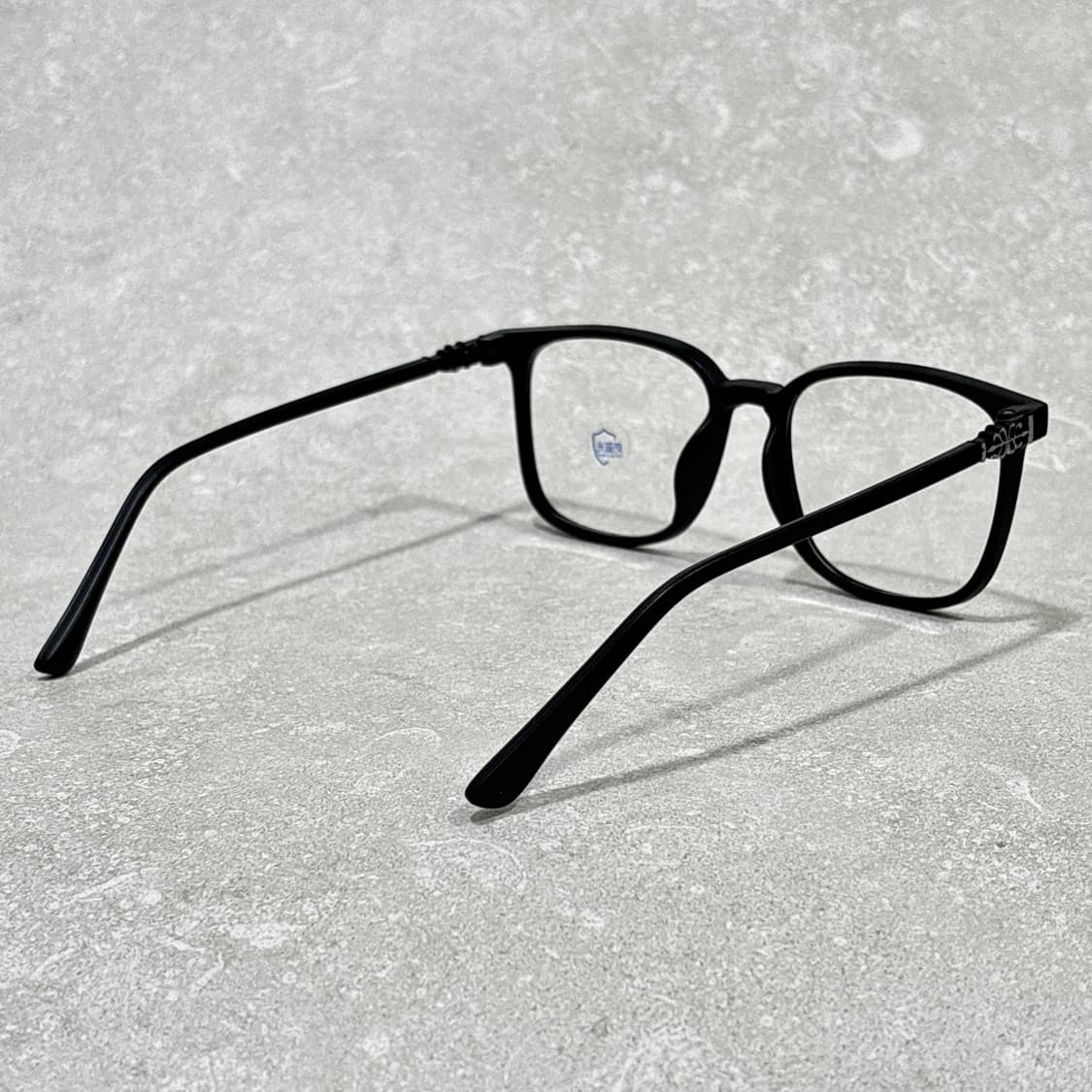 Oribell 크롬 크로스 디테일 매트 블랙 뿔테 안경 상품이미지8