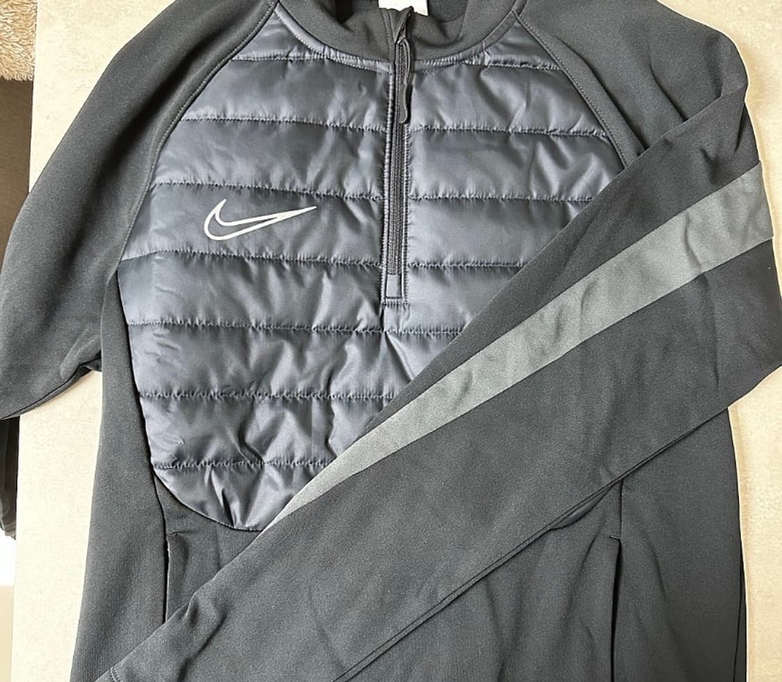 나이키 써마핏 아카데미 m 상품이미지2