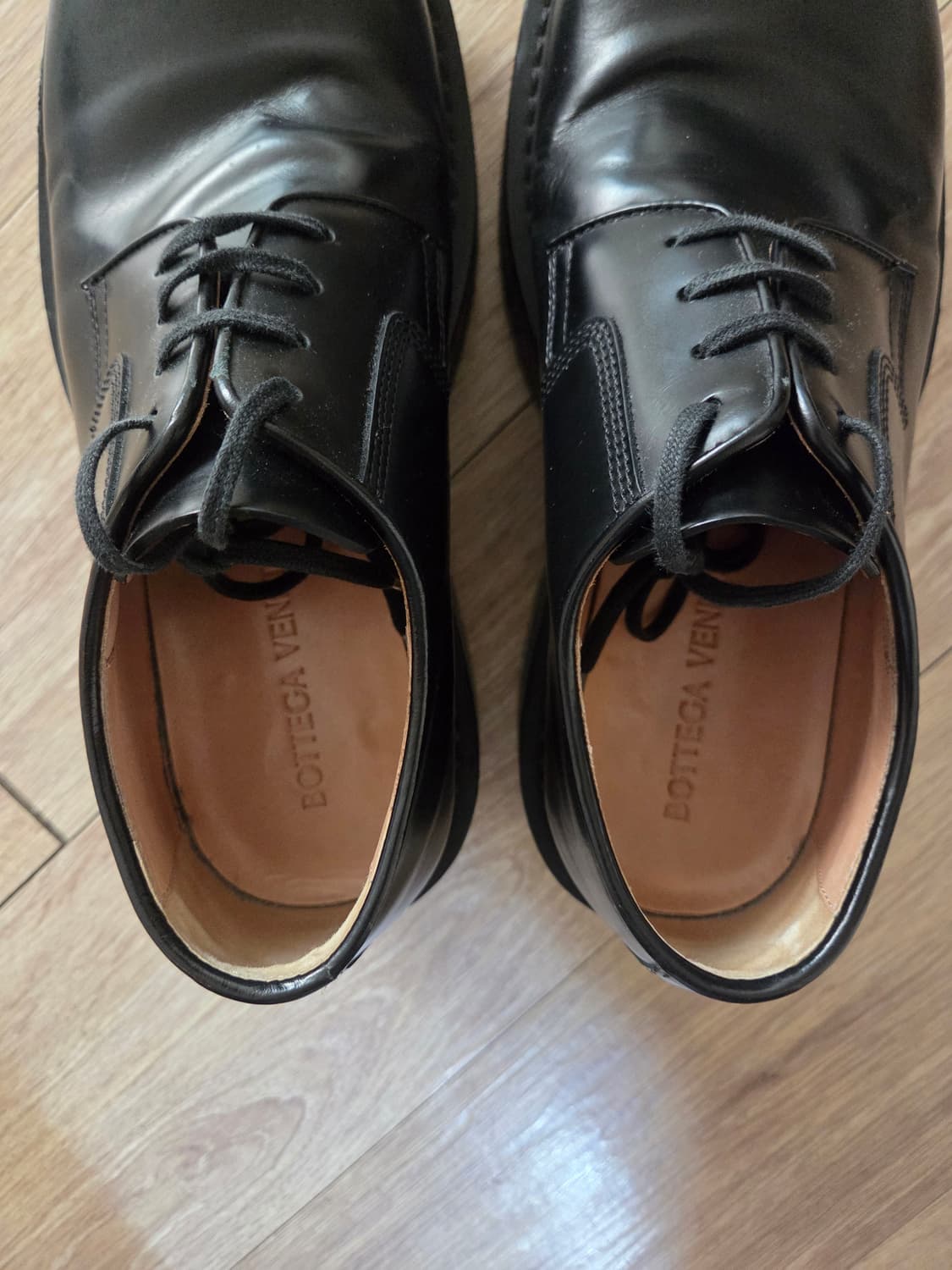 보테가베네타 바운스 더비 블랙 39.5 사이즈 상품이미지3