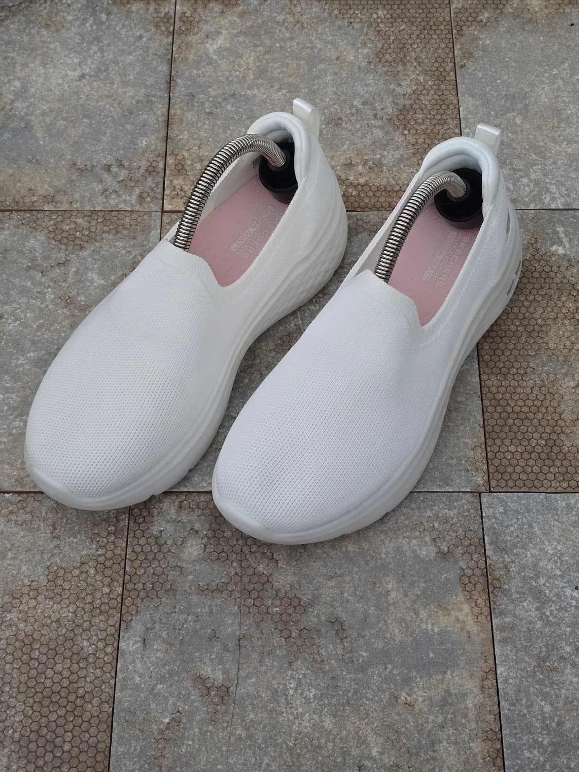 (245)스케쳐스 고워크 하이퍼 버스트 상품이미지1