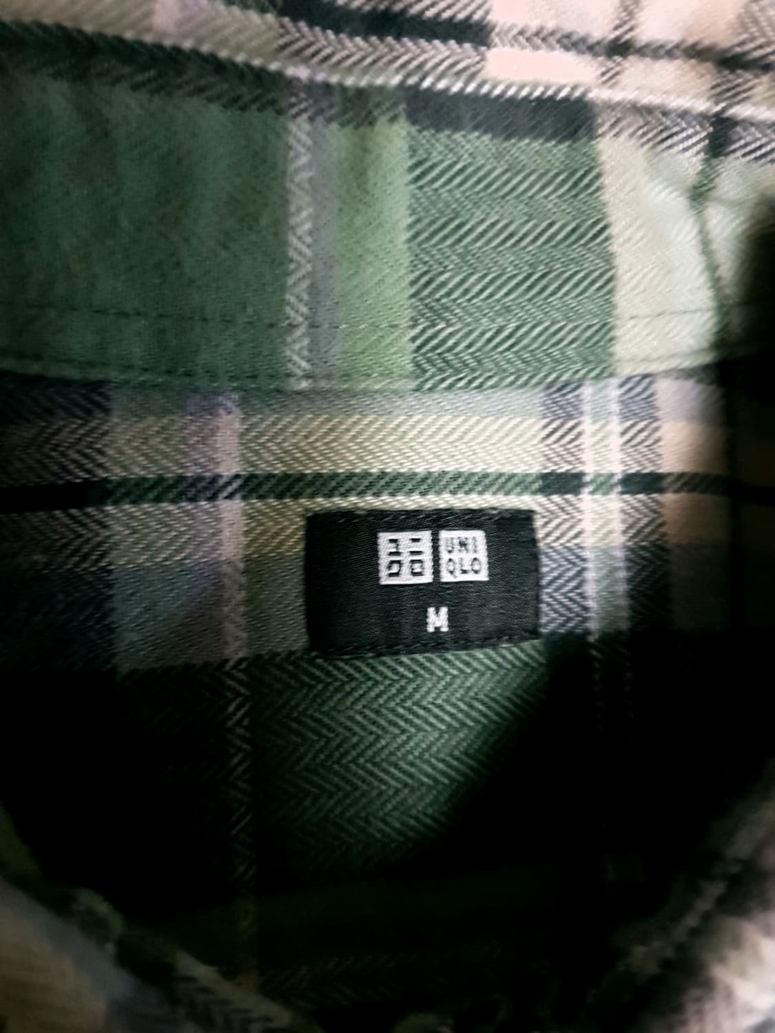 유니클로 플란넬 더블포켓 코튼 긴팔셔츠 포레스트 그린 (M) 상품이미지3