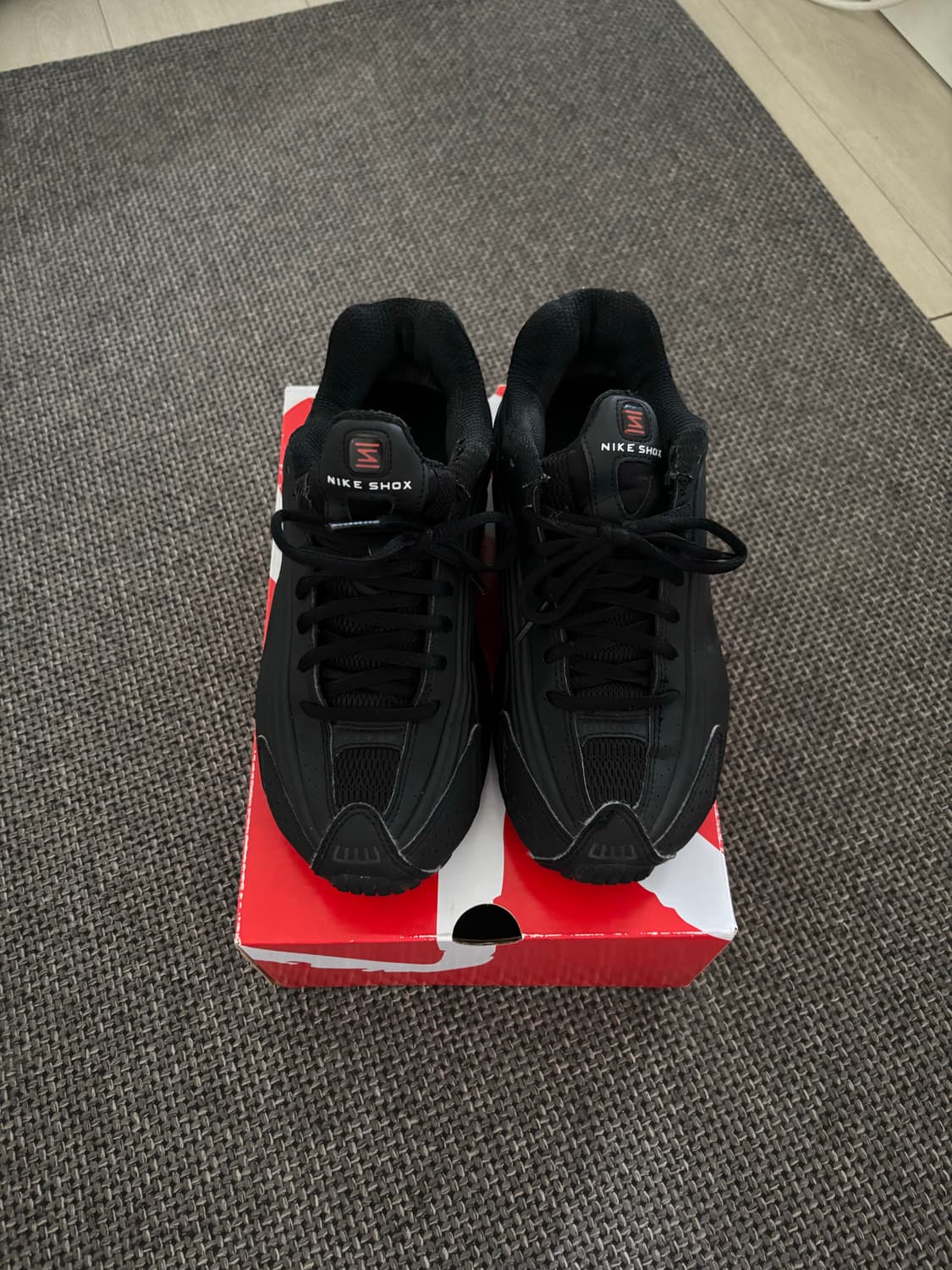 나이키 샥스 R4 Shox R4 Black 상품이미지6