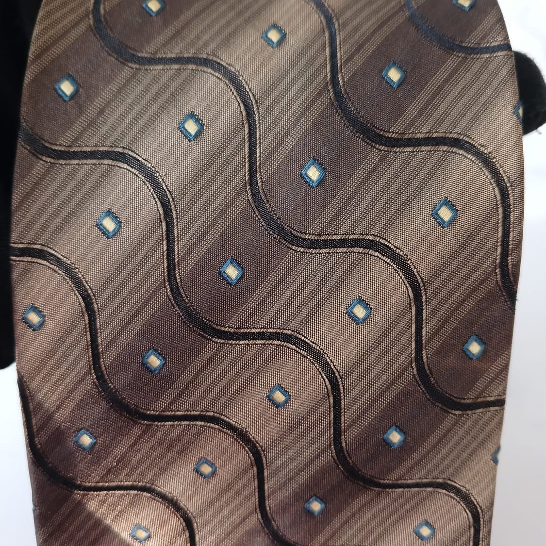 입생로랑 실크 브라운 웨이브 패턴 넥타이 9.6cm A+등급 A18966 상품이미지7