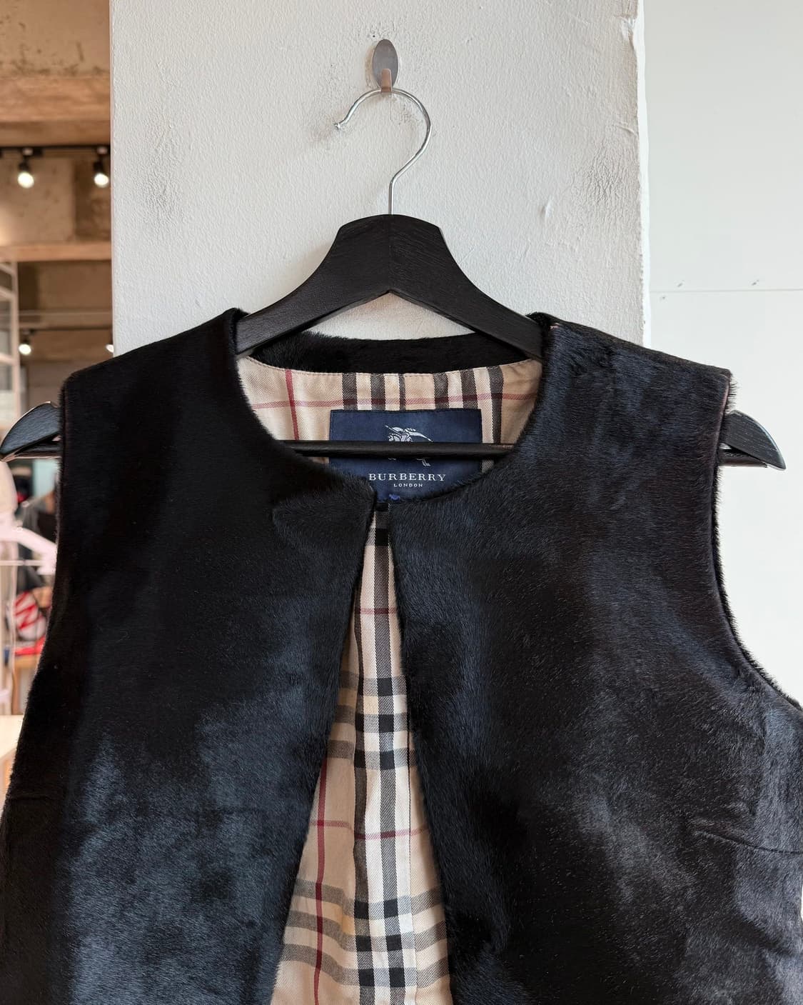 버버리 블랙 송치 베스트 자켓 상품이미지3