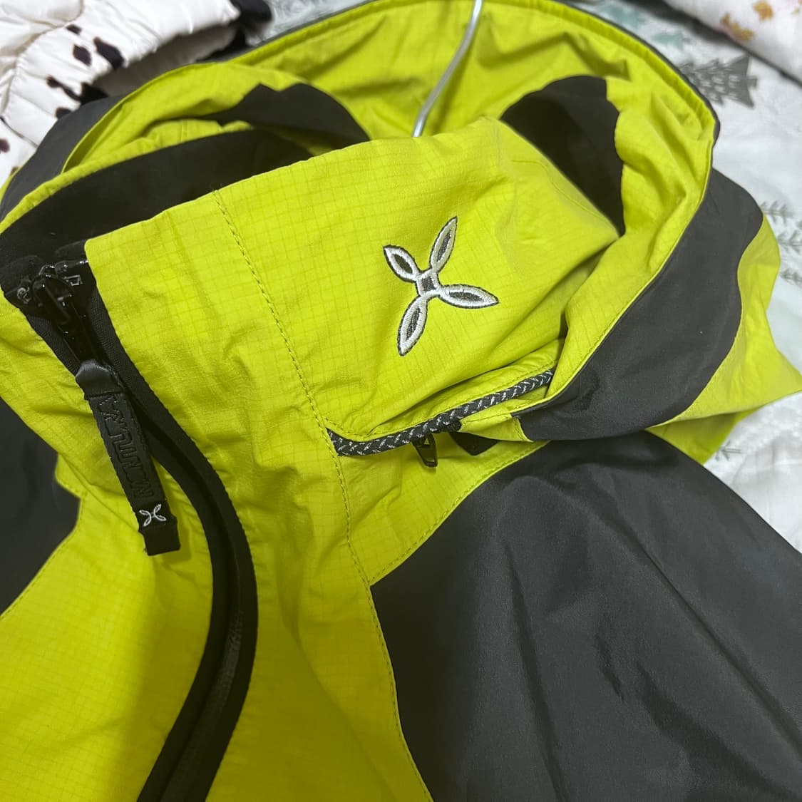 몬츄라 샤모니 바람막이 자켓 그린 상품이미지4