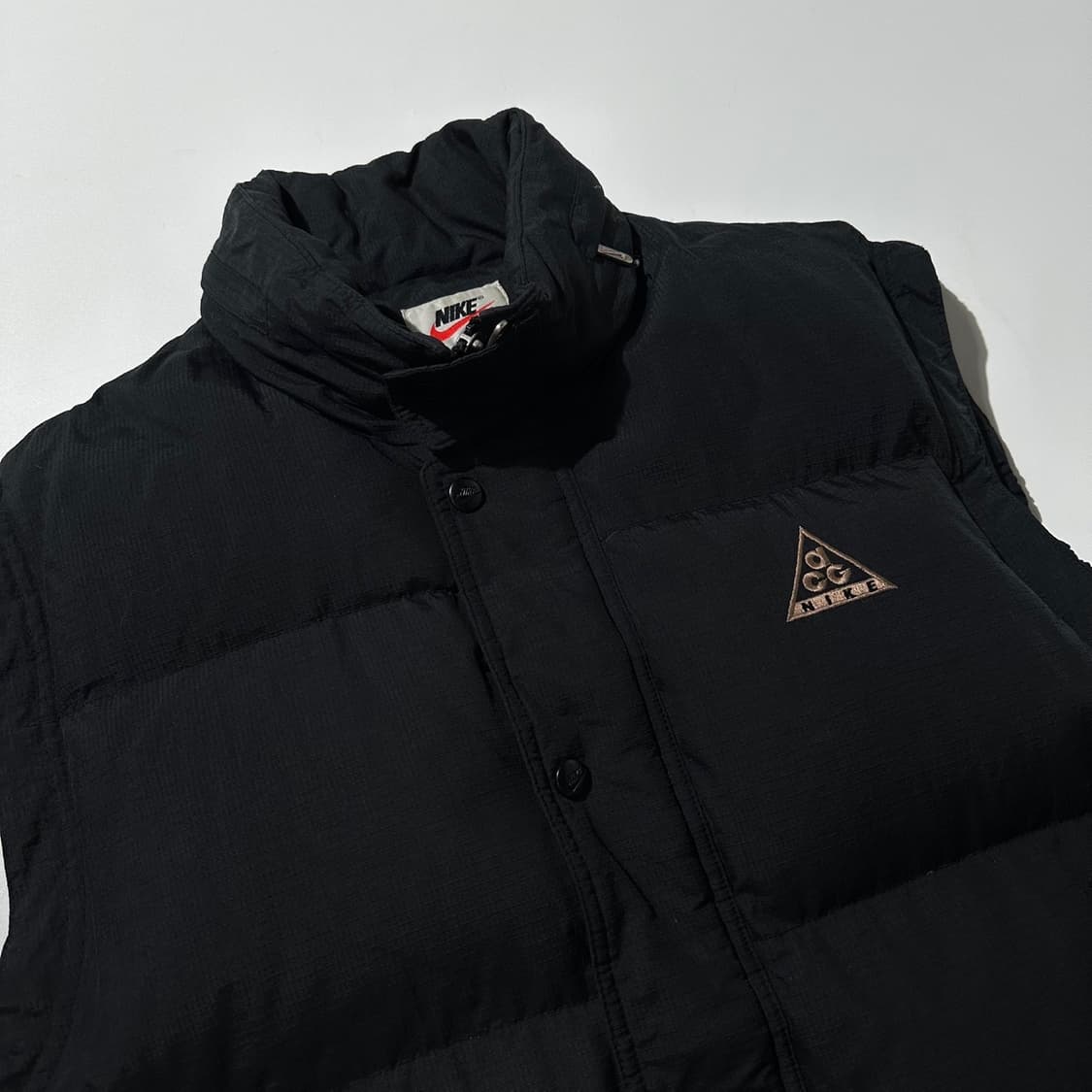 나이키 ACG 덕다운 패딩 베스트 블랙 상품이미지4
