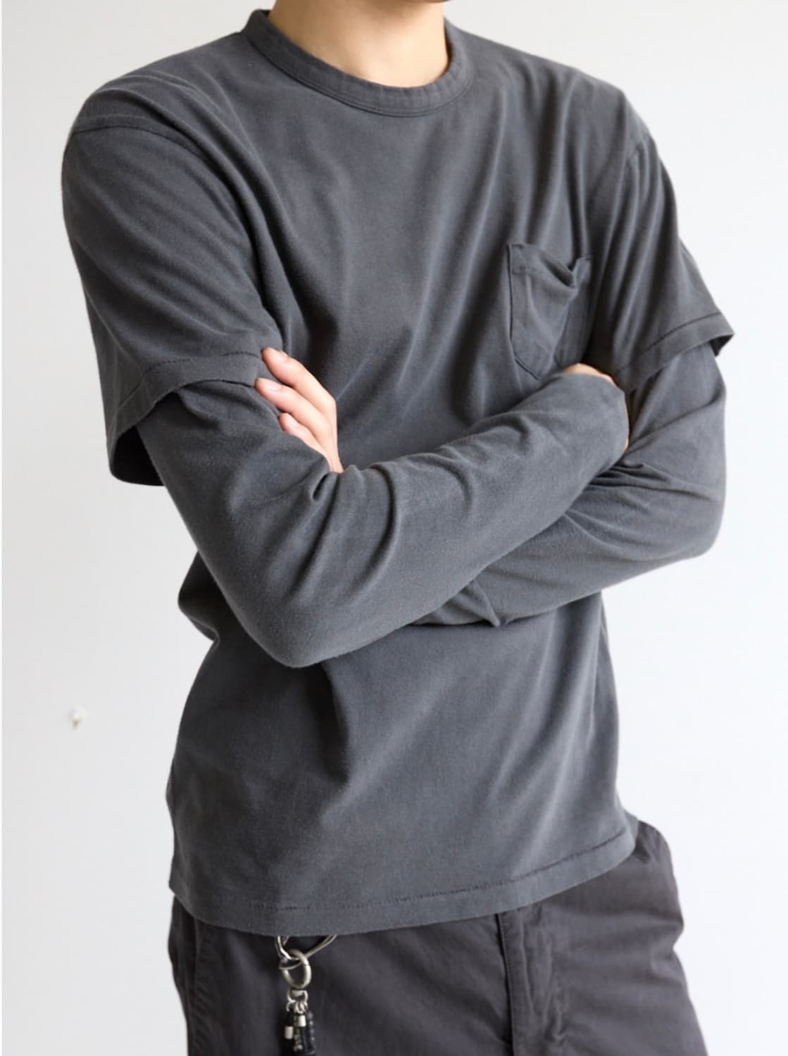 해칭룸 Split Tee Over Dyed Charcoal 상품이미지3