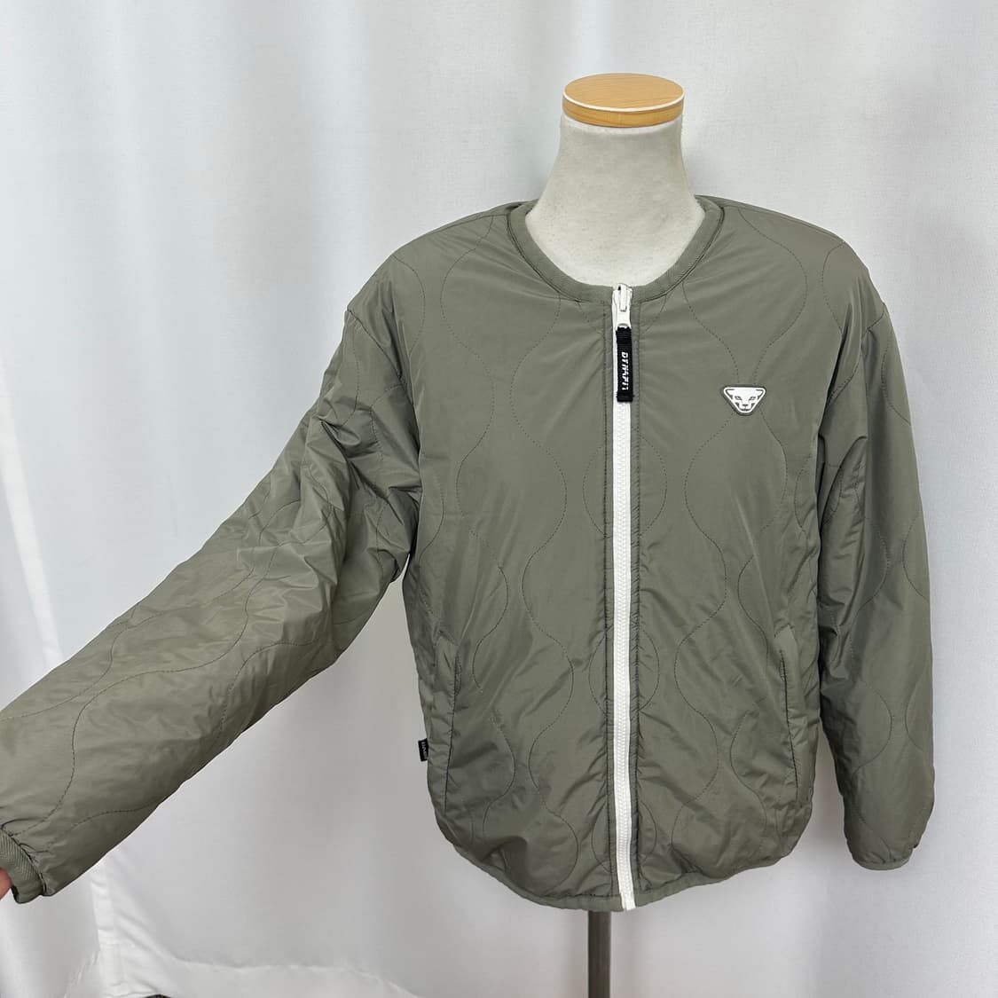 다이나핏 여자 양면 털집업 패딩자켓 2XS (80) 상품이미지5