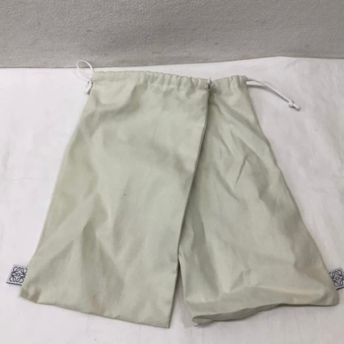  로에베 아나그램 송아지 가죽 토슈즈 상품이미지8