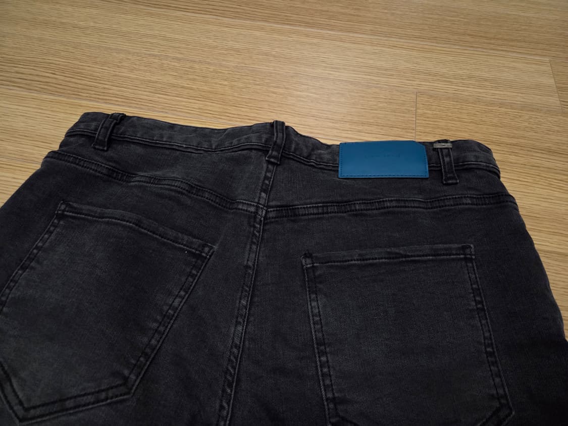 질스튜어트 뉴욕  맨 블랙 크롭 진 상품이미지7