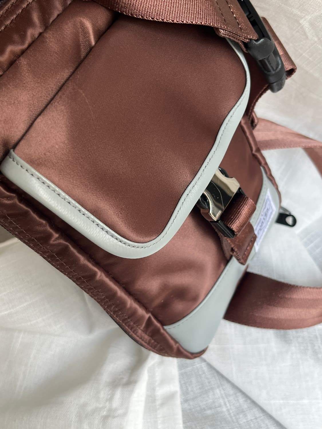 Porter 포터 글로시 슬링백 브라운 상품이미지7