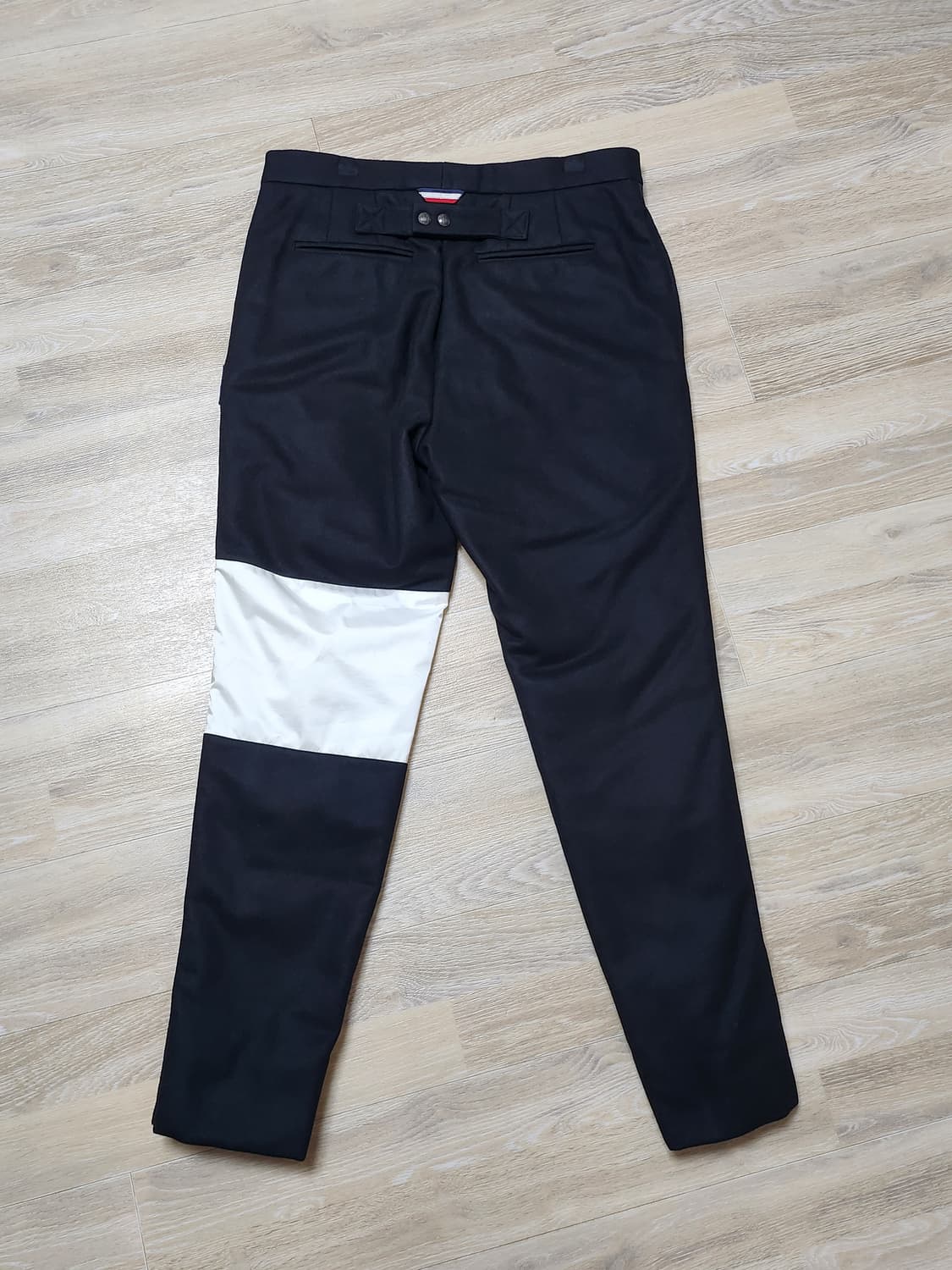 몽클레어 감마블루 패딩 방풍 바지 상품이미지2