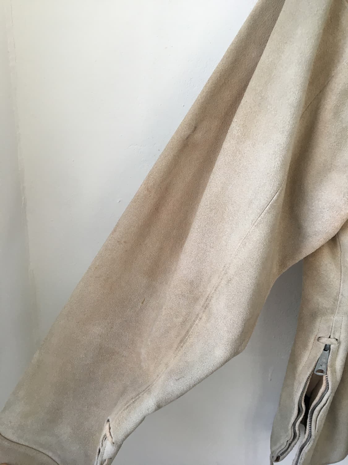 Cross patch point suede top 상품이미지7