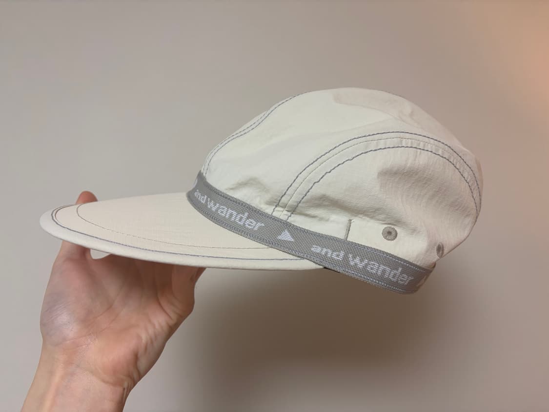 And Wander 앤드 원더 JQ 테이프캡 (오프화이트) 상품이미지1