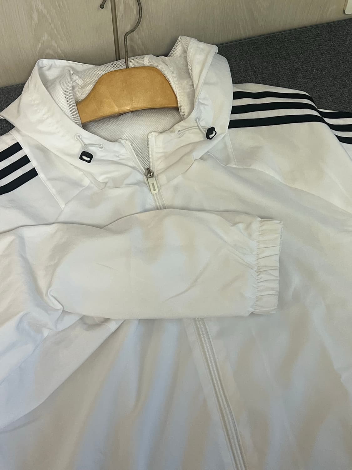 아디다스 티로 24 바람막이 상품이미지1