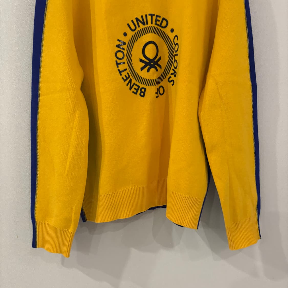 베네통 옐로우/네이비 컬러 니트 105 상품이미지2