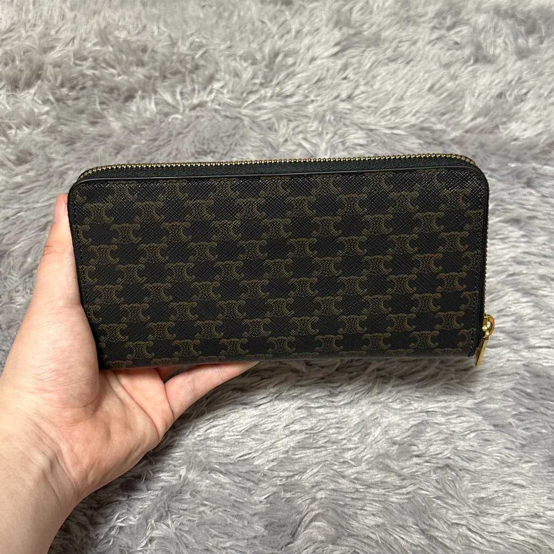 [정품 OS] 셀린느 트리옹프 캔버스 라지 지퍼돌이 장지갑 상품이미지2