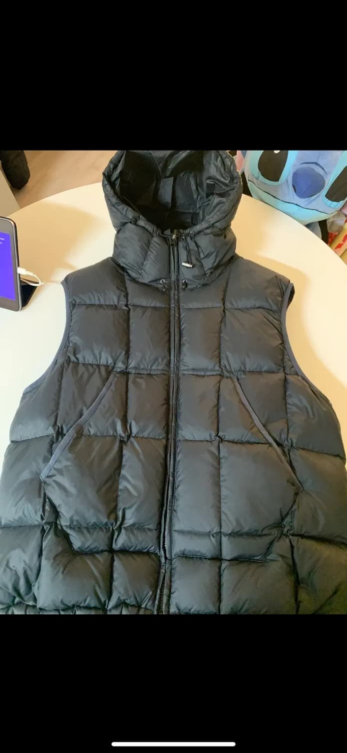 999휴머니티 구스다운 패딩 베스트 네이비 2사이즈 상품이미지2
