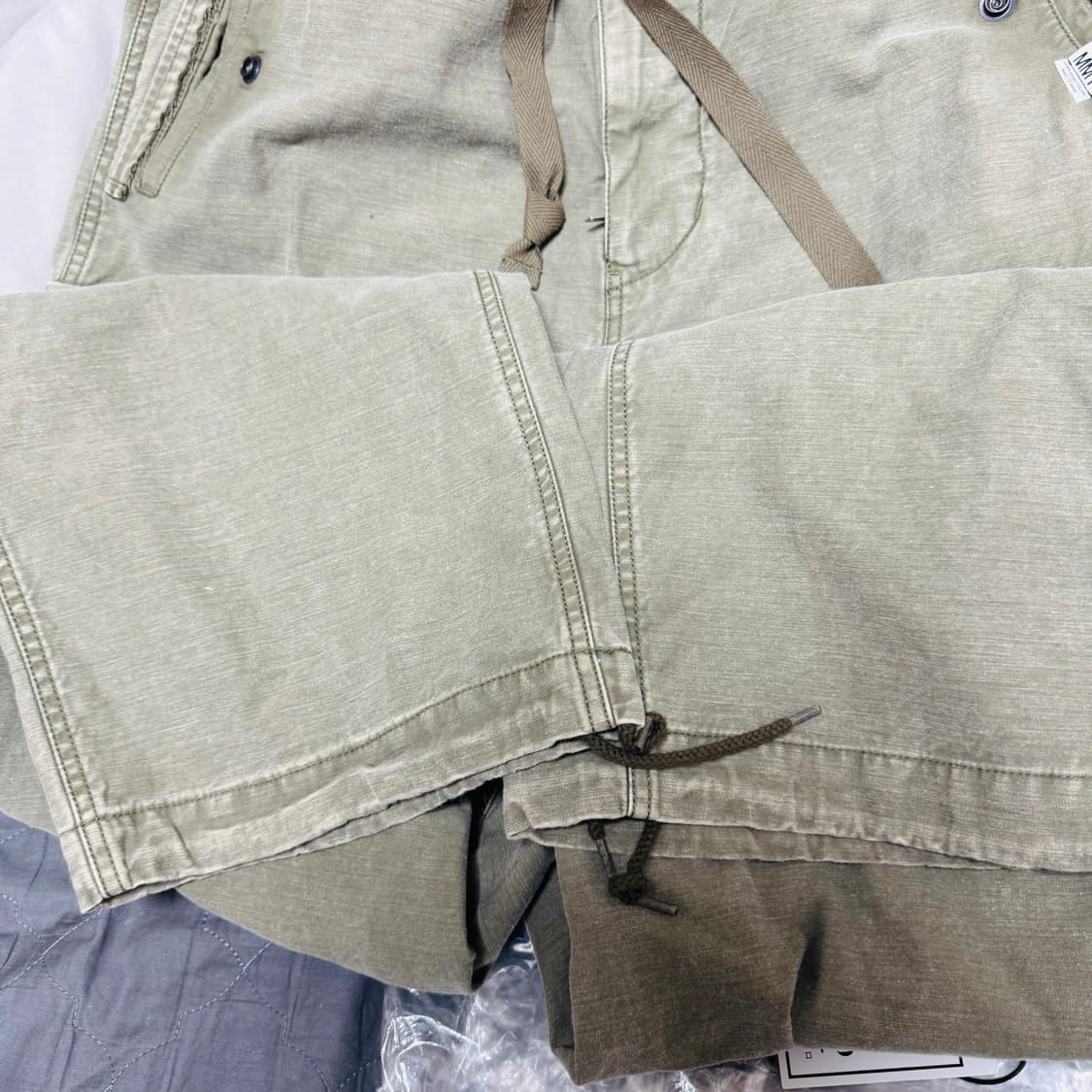 미하라야스히로 25ss 카고 바지 올리브그린 상품이미지4