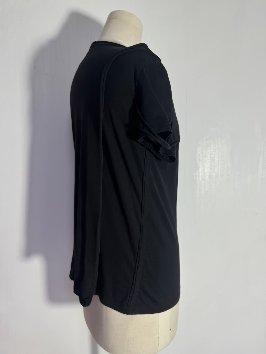 헬무트랭 스트랩 디테일 티셔츠 상품이미지1