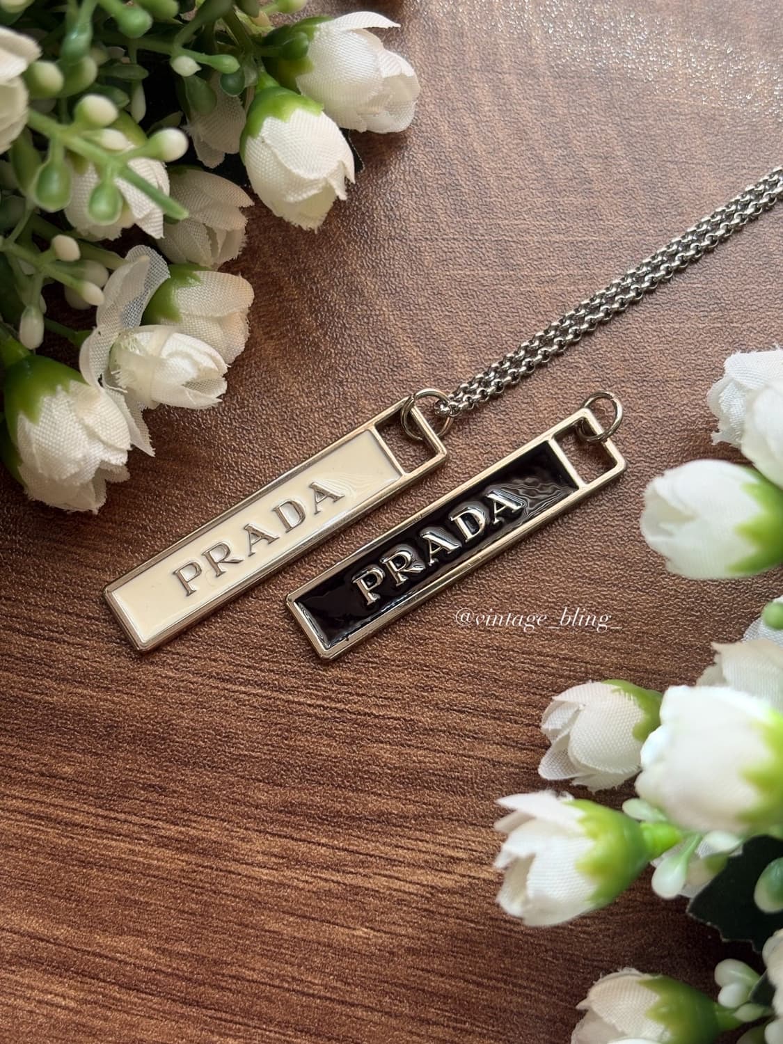 프라다 메탈 후크 실버 목걸이 상품이미지1