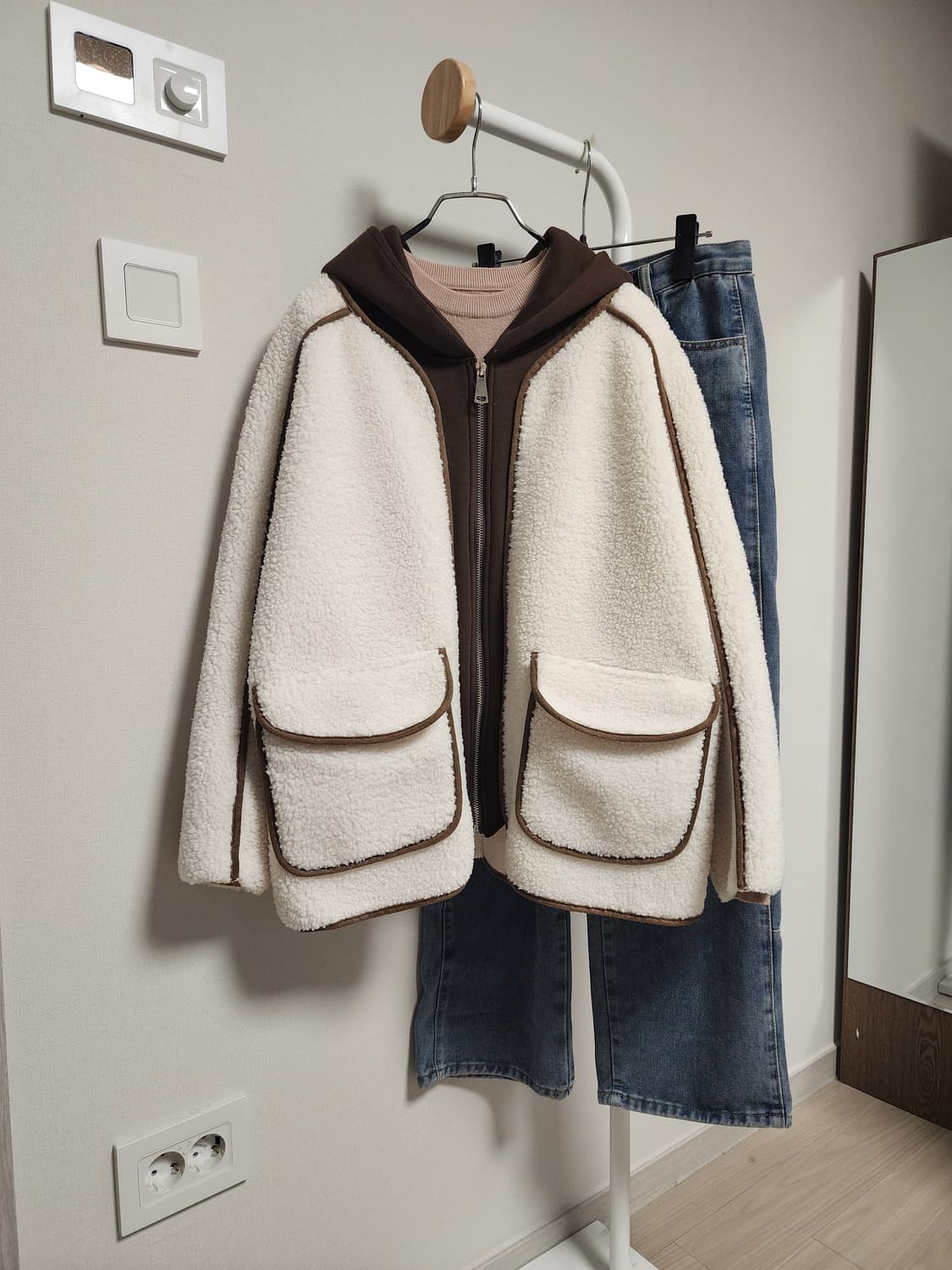 뽀글이 후드 짚업 점퍼  상품이미지1