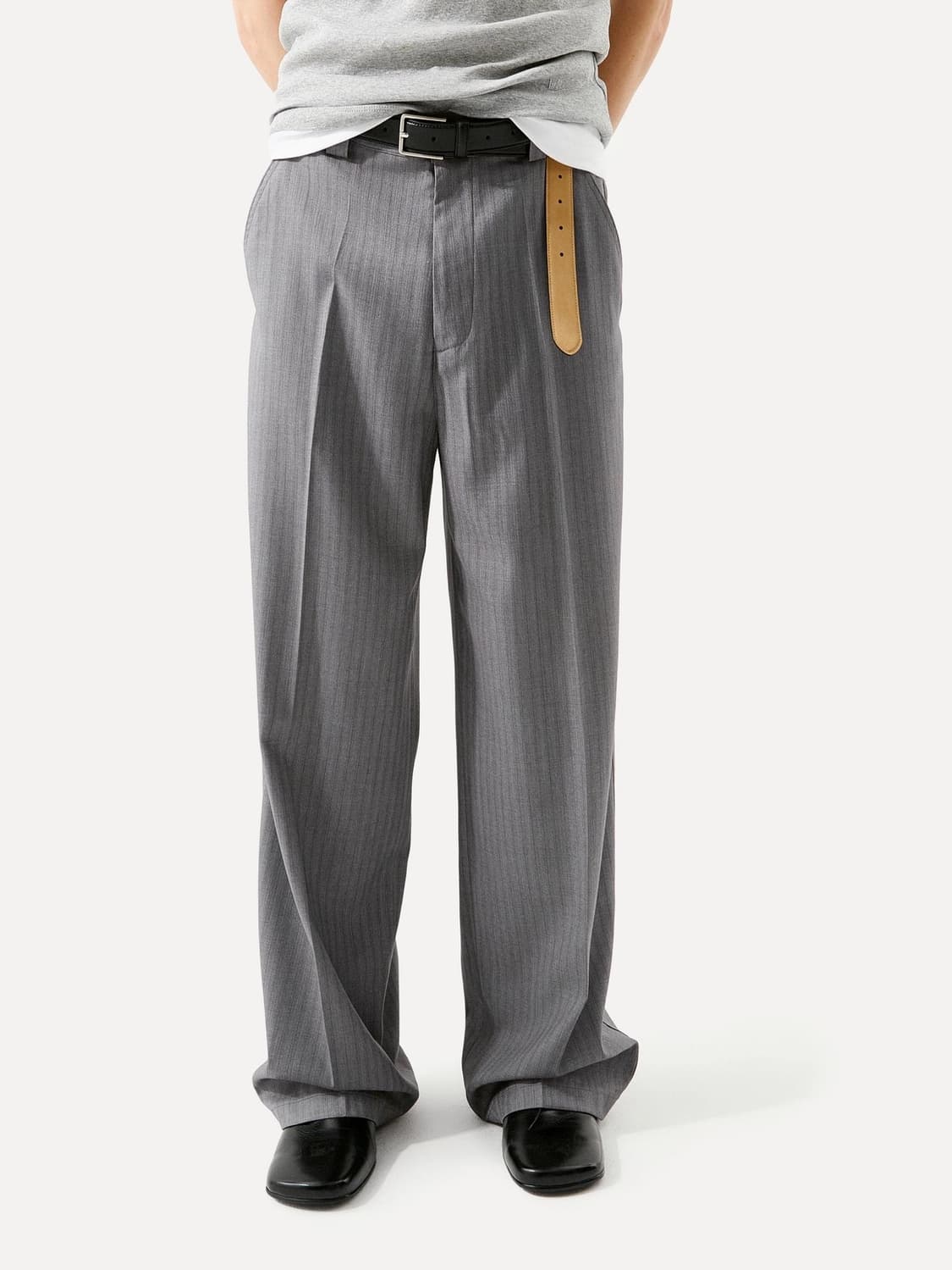 라벨아카이브 그레이 스트라이프 팬츠 상품이미지2