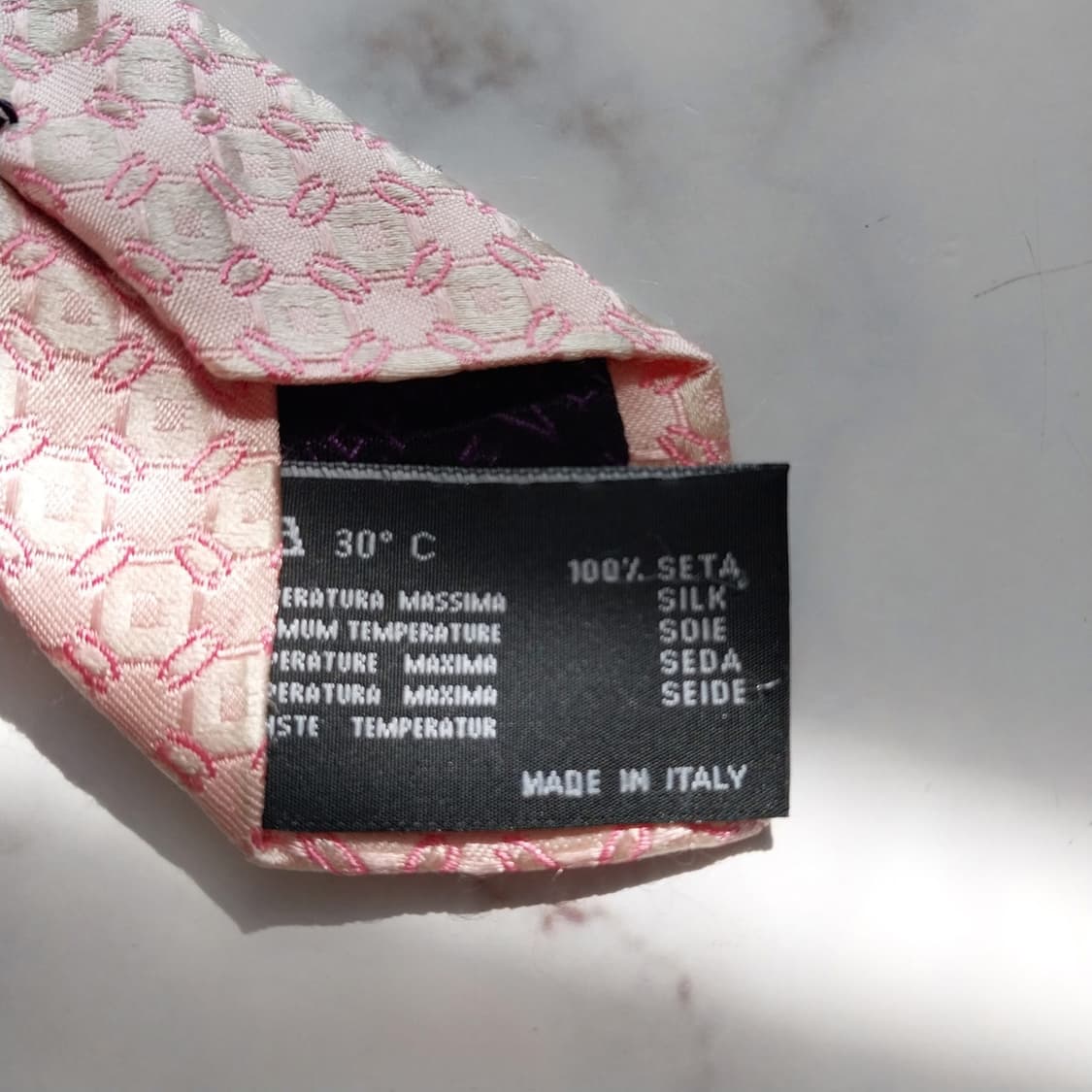 베르사체 실크 핑크 지오메트릭 넥타이 8.6cm B등급 K1014
 상품이미지9