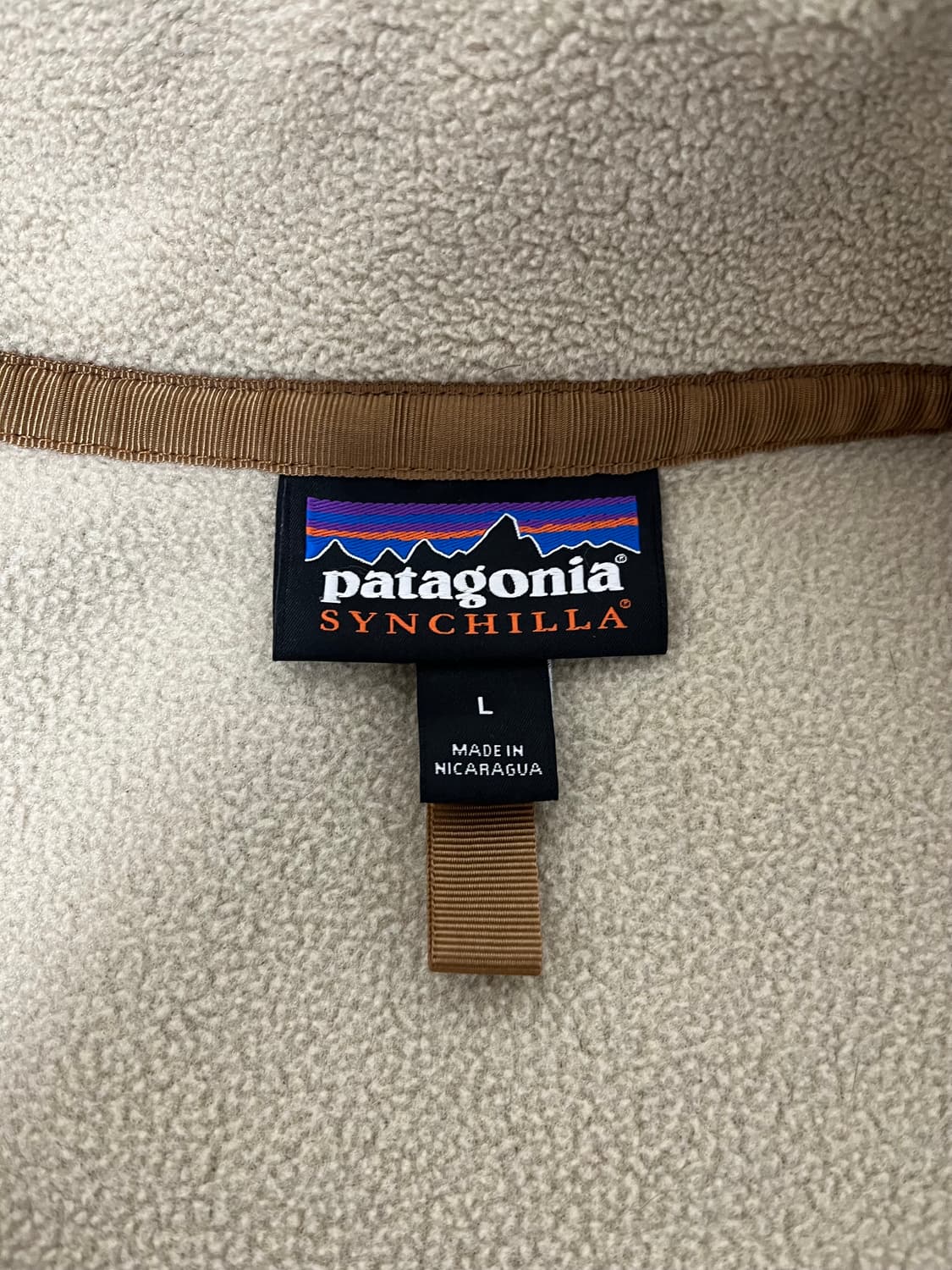파타고니아 신칠라 애쉬탄 L 상품이미지3