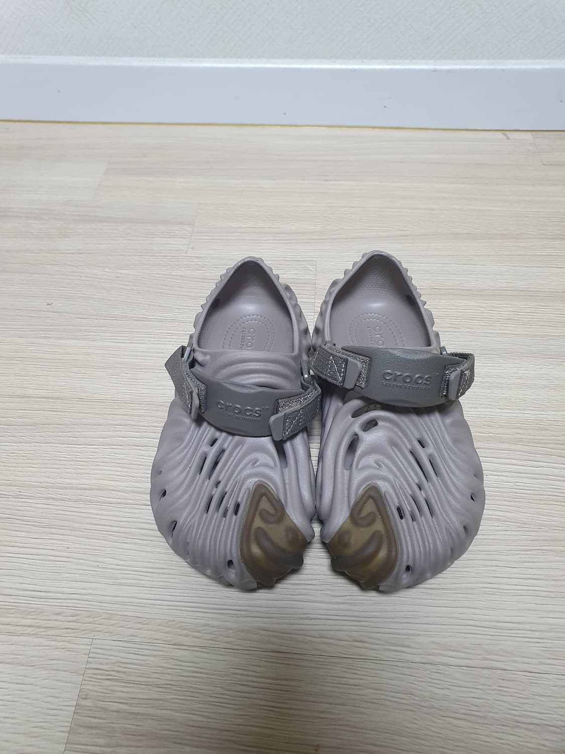 크록스 살레헤뱀버리 샌들 250~55 상품이미지3