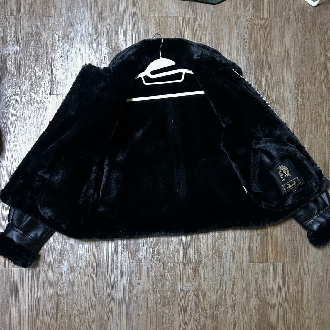 론트 810 비건 레더 무스탕 상품이미지2