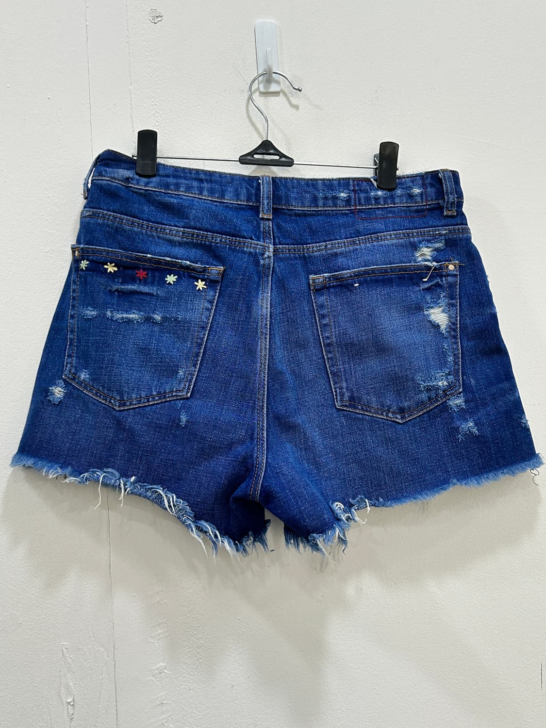자라 ZARA 자수 데미지 데님 숏팬츠 반바지 28-29인치 상품이미지5