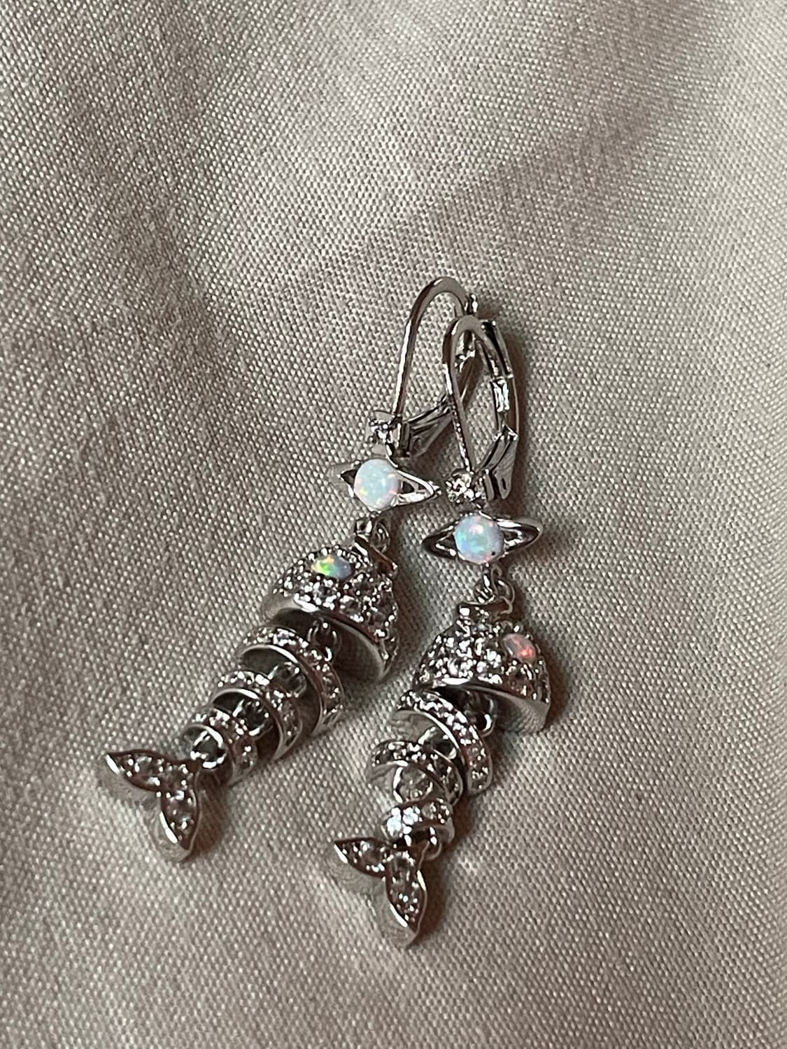 비비안웨스트우드 빈티지 피쉬본 복각형 이어링 상품이미지1