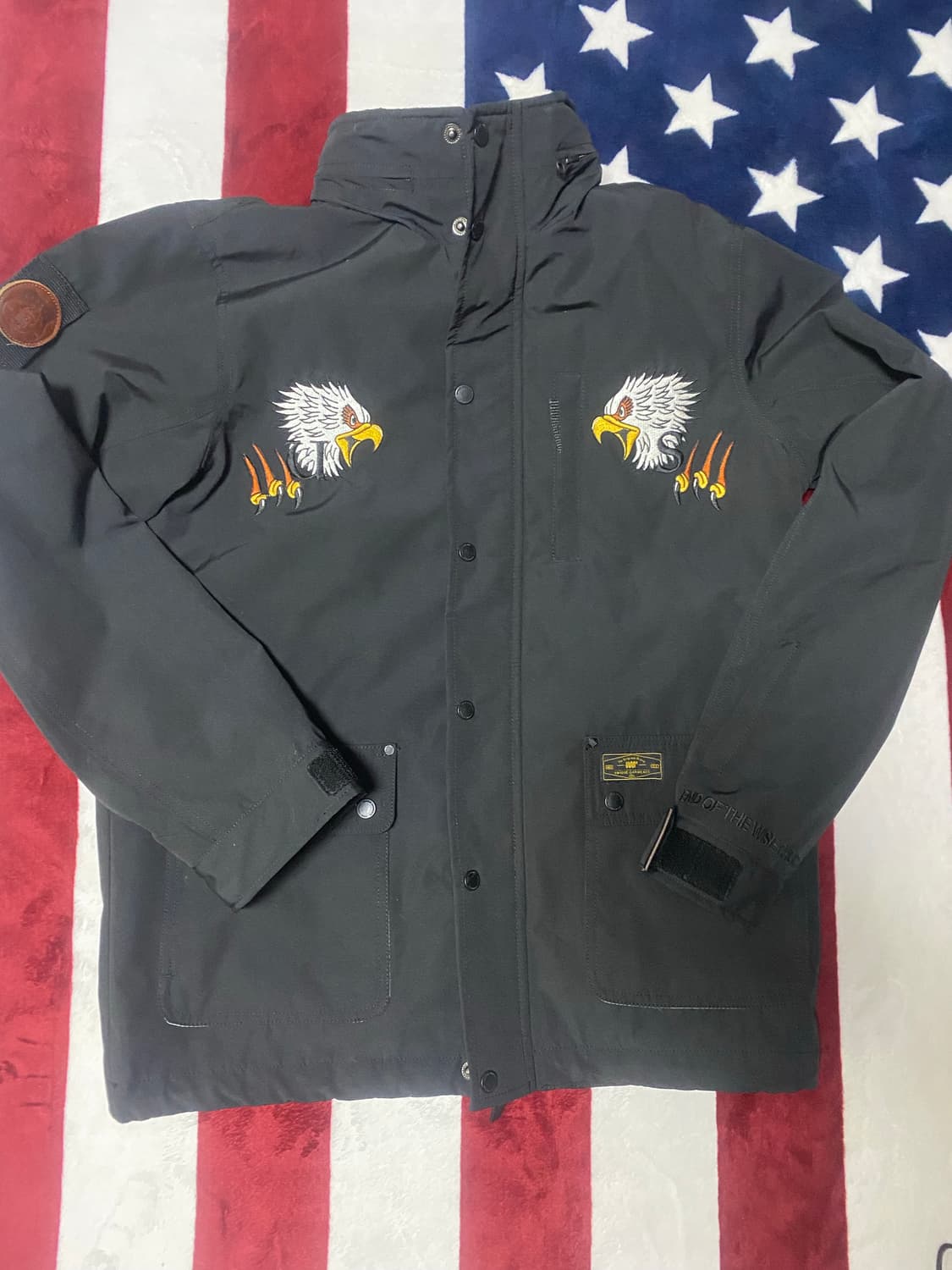 어스투 1617 독수리자수 자켓 상품이미지1