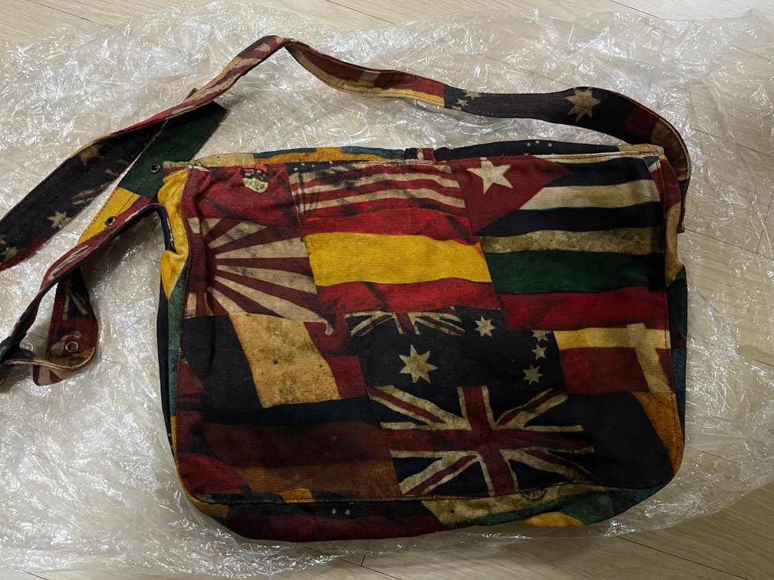 바버 인터내셔널 크로스백 상품이미지2